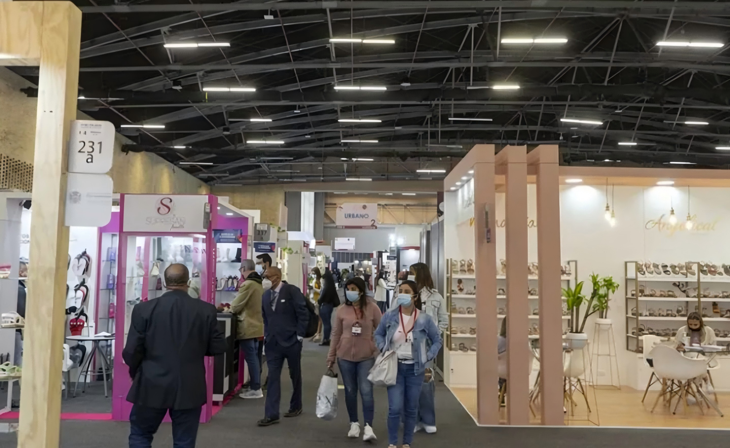 哥伦比亚皮革(1)