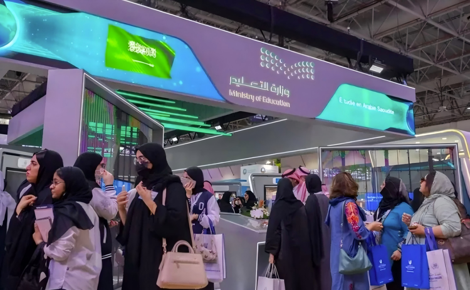 迪拜舞台(1) 迪拜舞台(1)